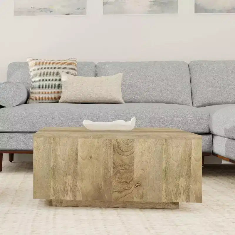 Table basse carrée (couleur naturelle)